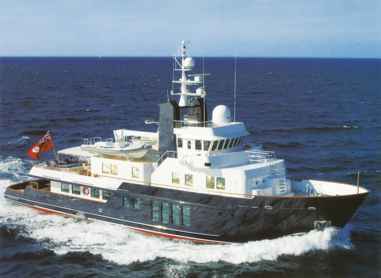 r iii yacht